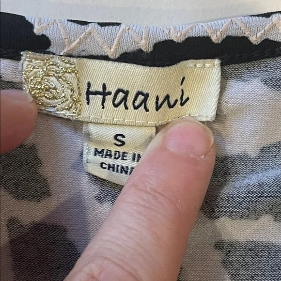 Haani Black and White Abstract Maxi Dress short sleeved - Picture 4 of 6